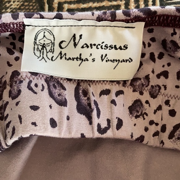 Yoga Tank Top - Picture 3 of 10